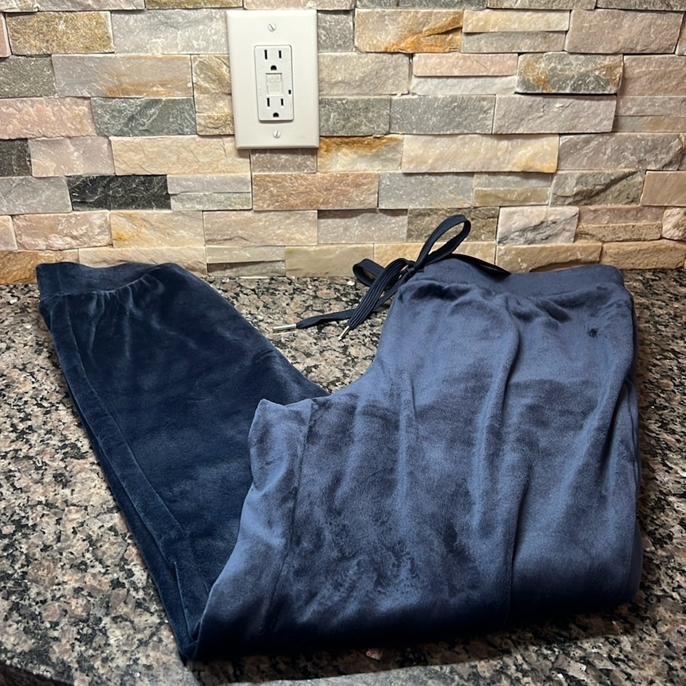 NWT Women’s joggers recycled polyester